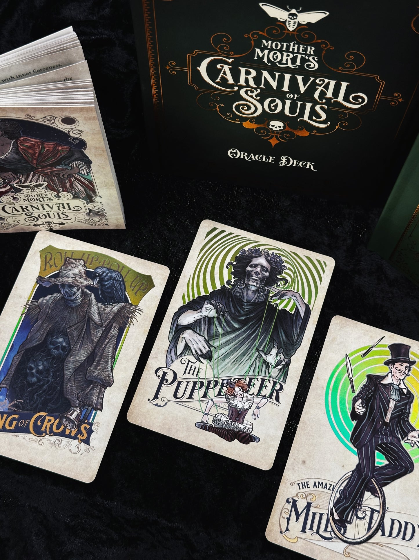 Carnival of Souls Oracle Deck